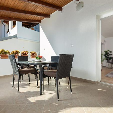 Apartments Elita 罗维尼 外观 照片