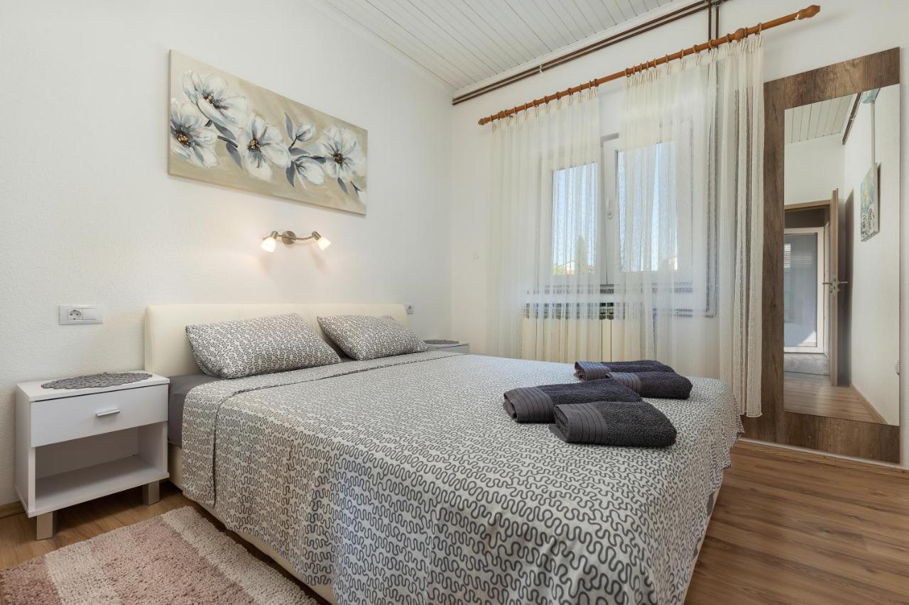 Apartments Elita 罗维尼 外观 照片