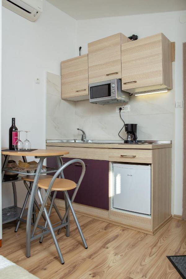 Apartments Elita 罗维尼 外观 照片